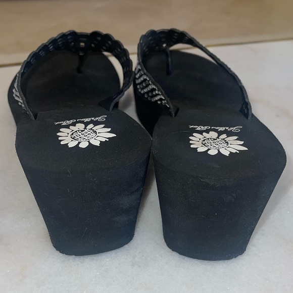 Yellow Box wedge thong sandals - Picture 5 of 6